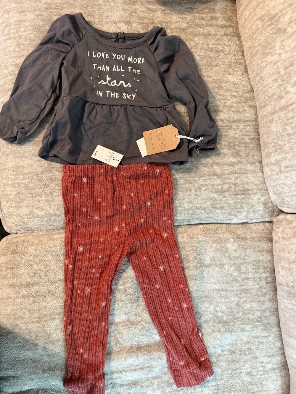 Kids Gray Top and Rust Star Knit Leggings Set